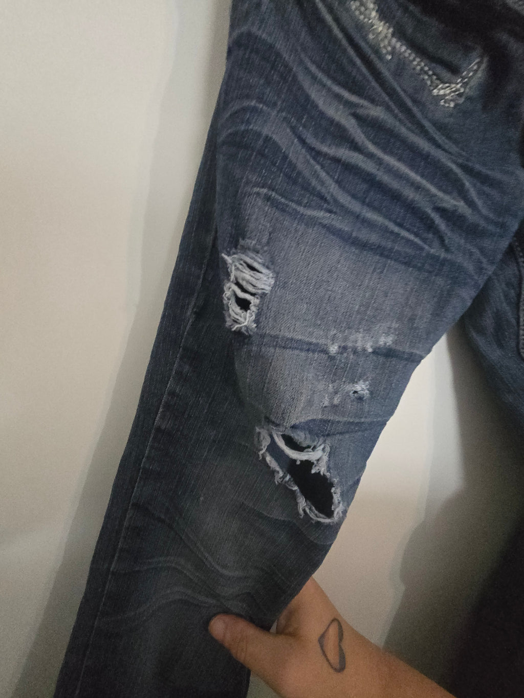 Almost Famous Size 5