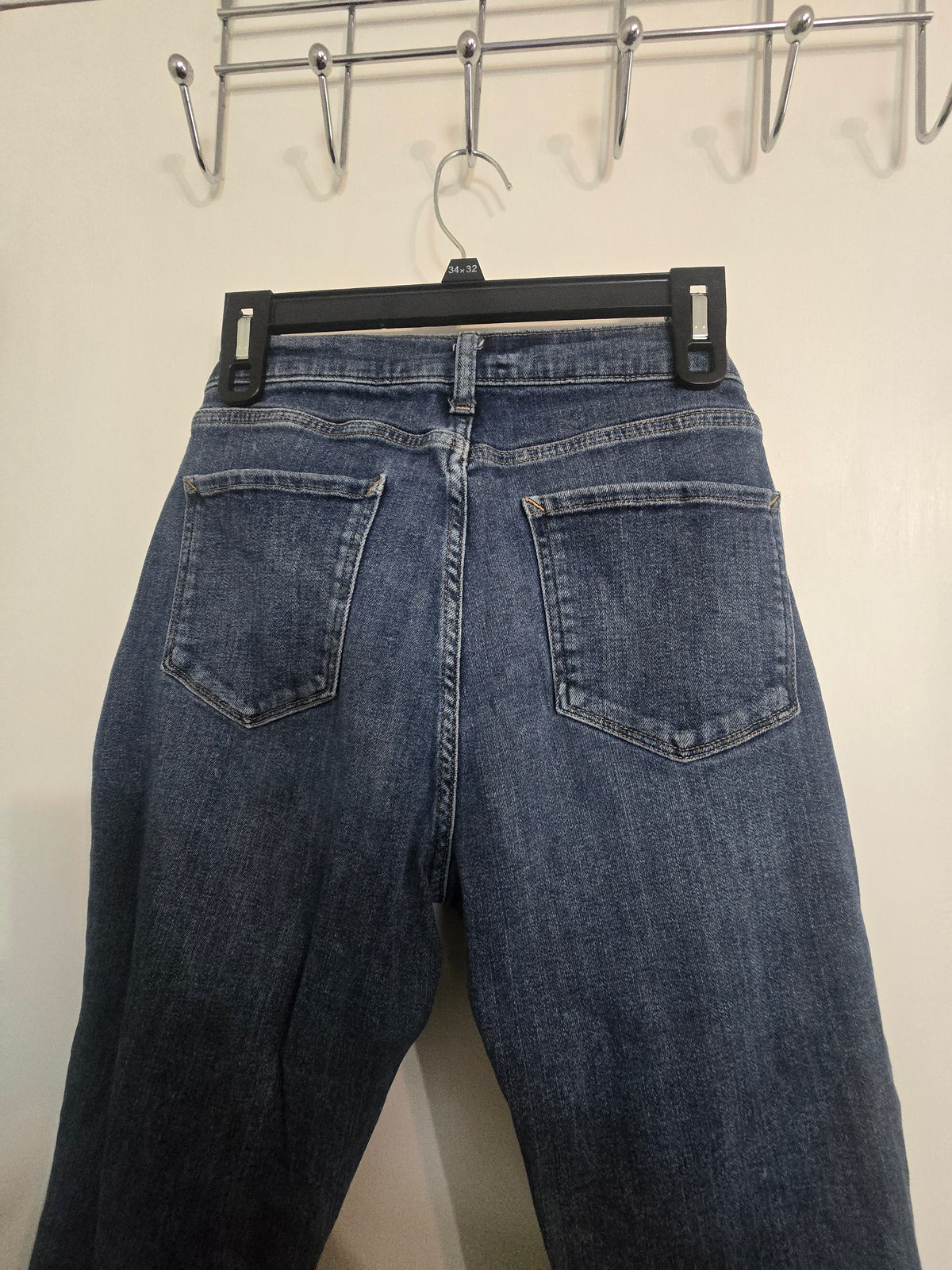 a.n.a. A New Approach Women’s High-Rise Skinny Ankle Jeans Size 10