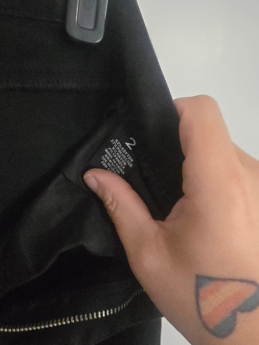 Almost Famous Ultimate Jean Women’s Black Jeans Size 2